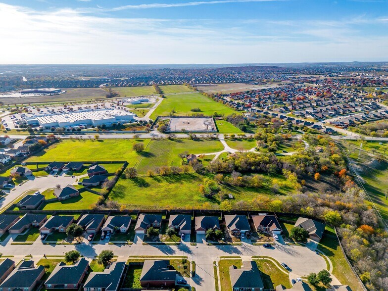 More Photos Of 1101 E Main St, Crowley Land For Sale