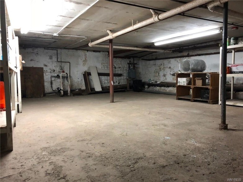 More Photos Of 294 W Ferry St, Buffalo Restaurant For Lease