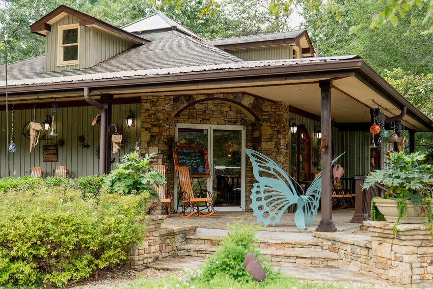 More Photos Of 9975 Ball Ground Hwy, Ball Ground General Retail For Sale