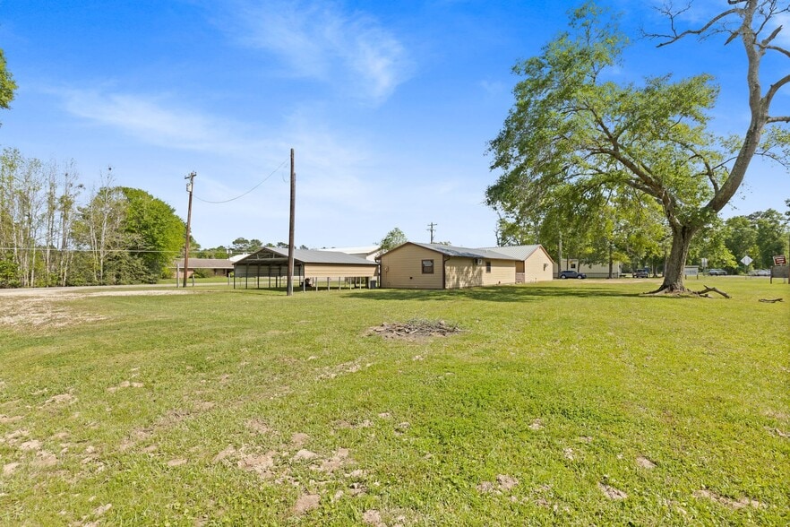 More Photos Of 22360 Highway 321, Cleveland Flex For Lease