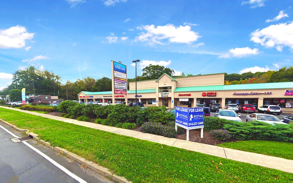 More Photos Of 607 Main Ave, Norwalk Unknown For Lease