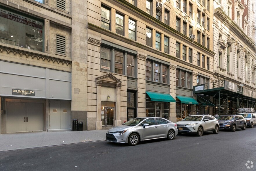 More Photos Of 44 W 24th St, New York Apartments For Sale
