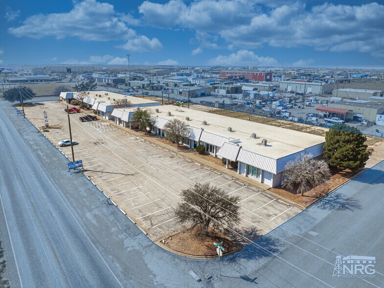 Primary Photo Of 2450 W Interstate 20, Odessa Warehouse For Lease