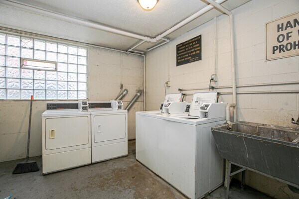 More Photos Of 694 Gholson Ave, Cincinnati Multifamily For Sale