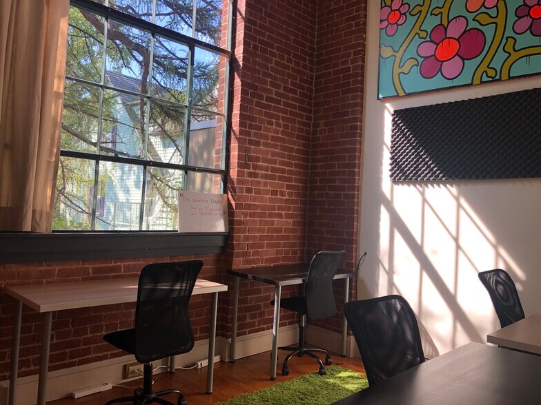 More Photos Of 52-54 E Oakland Ave, Doylestown Loft Creative Space For Lease