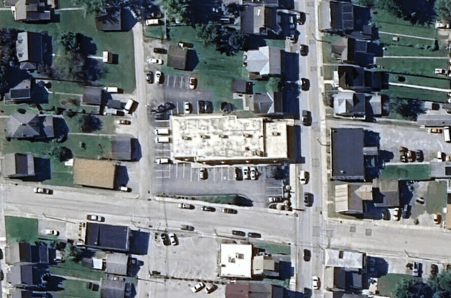 More Photos Of 2-8 S 6th St, Mc Sherrystown General Retail For Lease