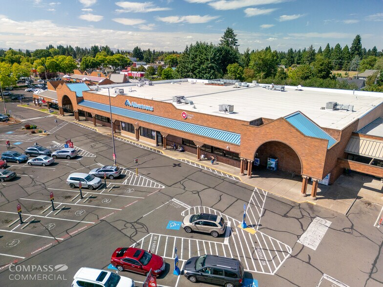 Primary Photo Of 15-85 Division Ave, Eugene General Retail For Lease