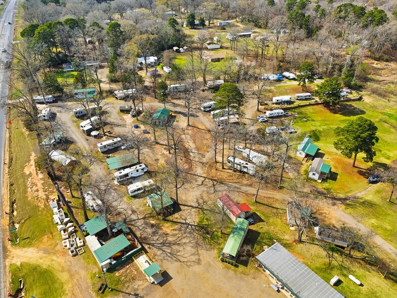 More Photos Of 16851 State Highway 155 N, Ore City Marina For Sale