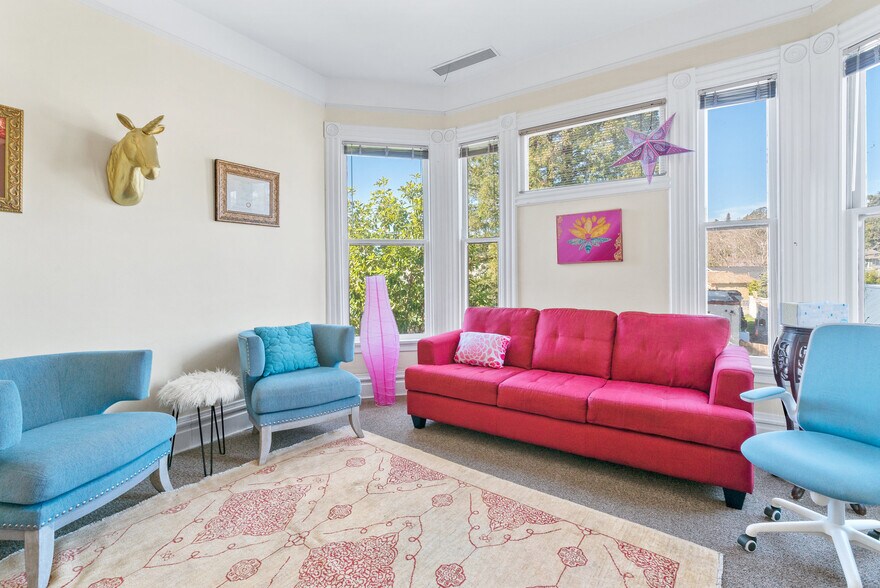 More Photos Of 603 Mission St, Santa Cruz Office For Sale