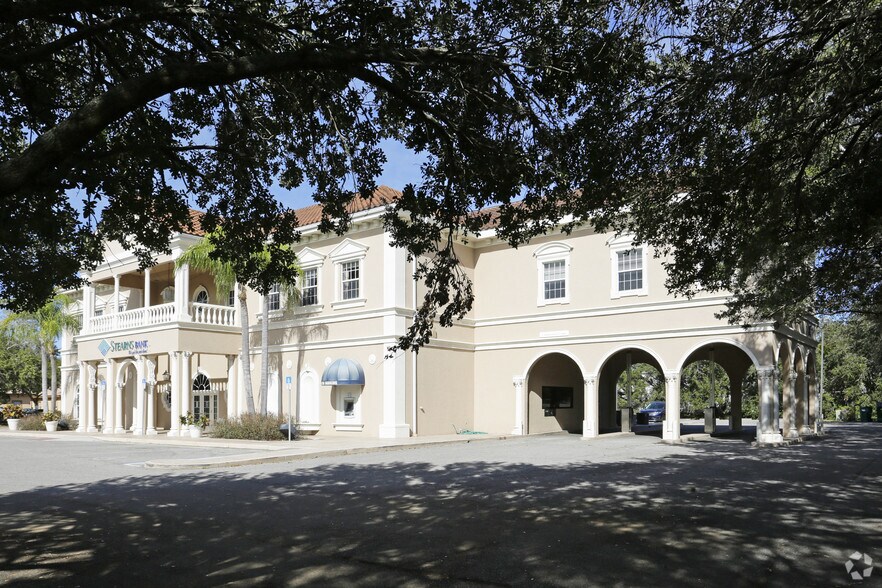 More Photos Of 201 Center Rd, Venice Office For Sale