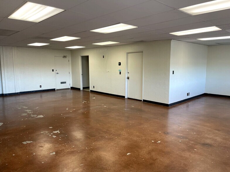 More Photos Of , Fresno Office For Sale