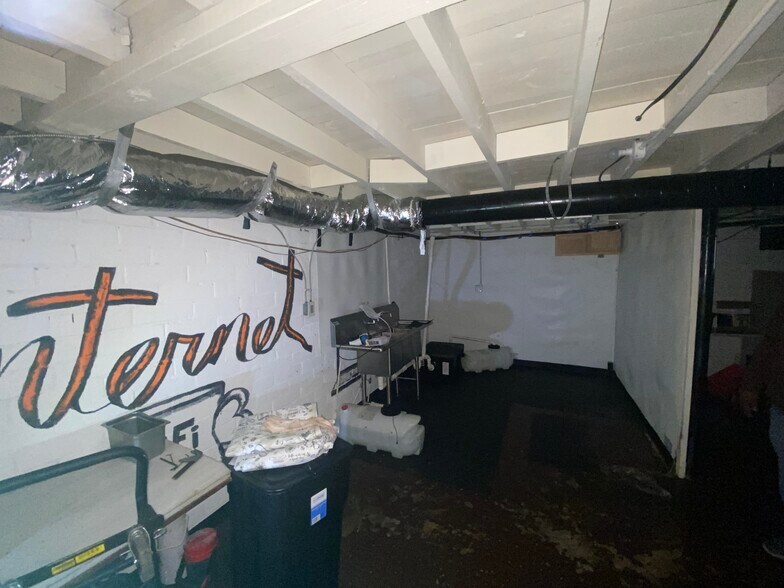 More Photos Of 722 Martin Luther King Jr Blvd, Macon-Bibb Auto Repair For Sale