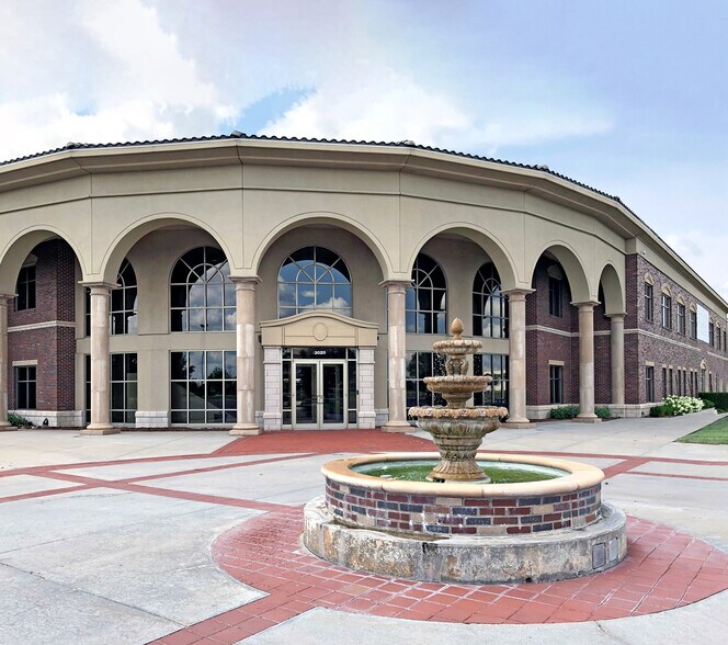 Primary Photo Of 3020 N Cypress St, Wichita Office For Lease