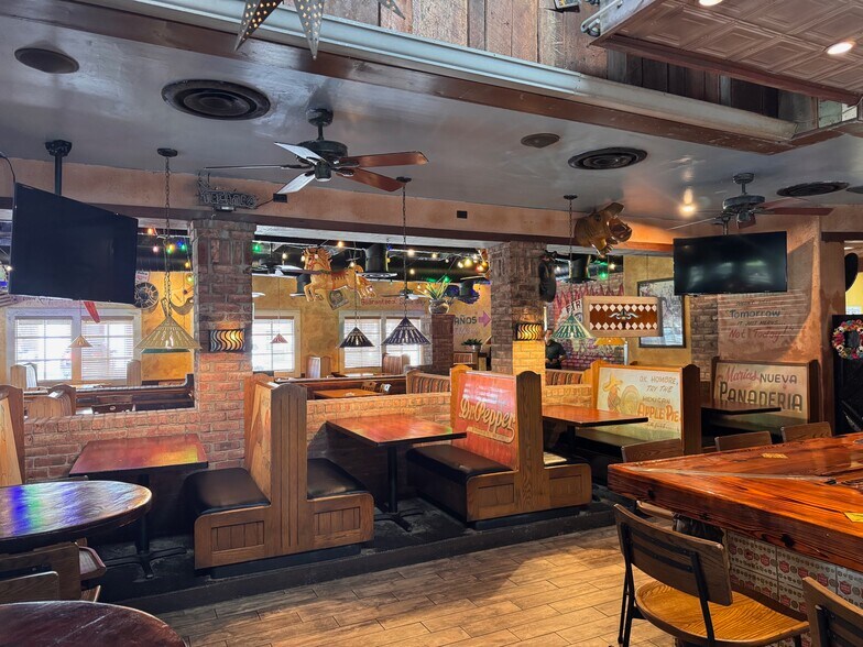 More Photos Of 1751 Evans Rd, Melbourne Restaurant For Sale