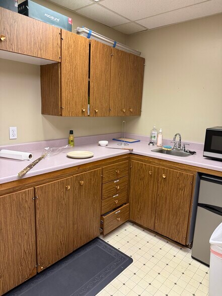 More Photos Of 1345 E 3900 S, Salt Lake City Medical For Sale