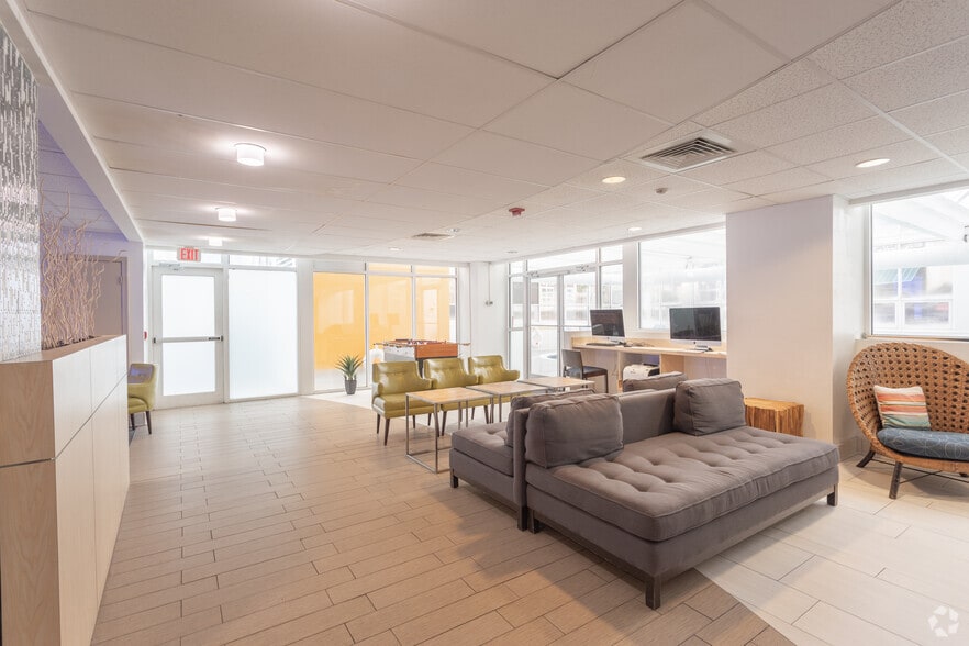 More Photos Of 205 34th St, Virginia Beach Apartments For Lease