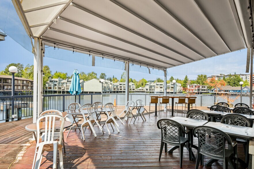 More Photos Of 23 Lake Bellevue Dr, Bellevue Storefront Retail Office For Sale