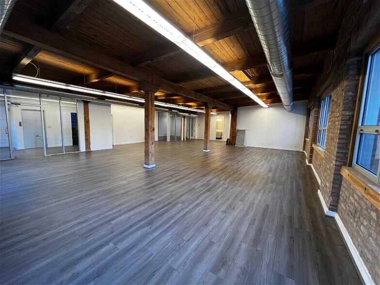 More Photos Of 201 E Ohio St, Chicago Medical For Lease