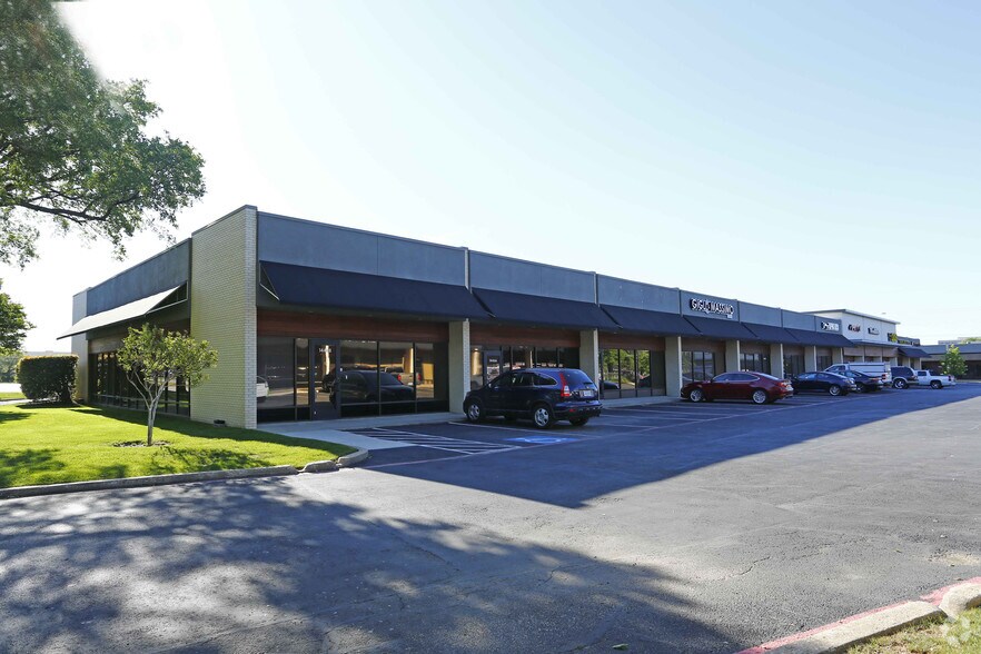 More Photos Of 14430 Midway Rd, Farmers Branch Unknown For Lease