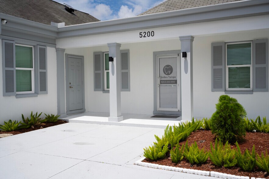 Primary Photo Of 5200 N Armenia Ave, Tampa Medical For Sale