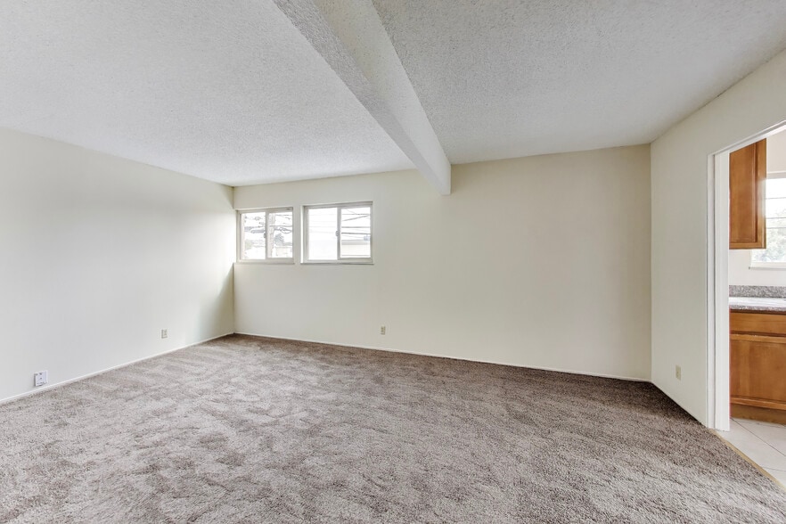 More Photos Of 20317 Wisteria St, Castro Valley Apartments For Sale