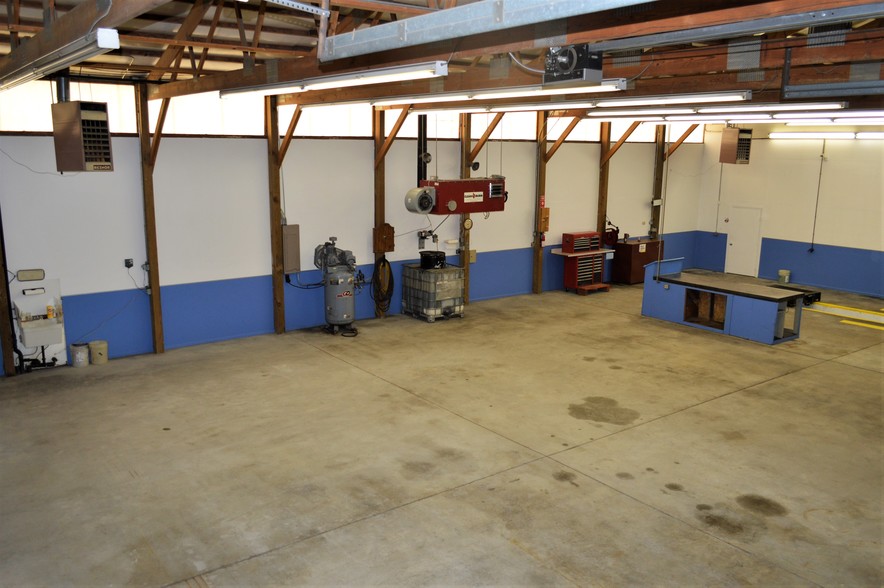 More Photos Of 420 15th St, Greeley Service For Sale