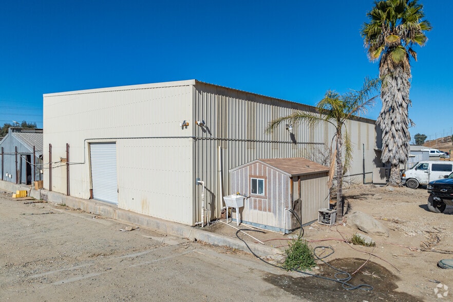 More Photos Of 30150 Briggs Rd, Menifee Warehouse For Lease