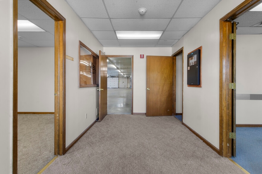 More Photos Of 115 N 2nd Ave, Beech Grove Warehouse For Sale