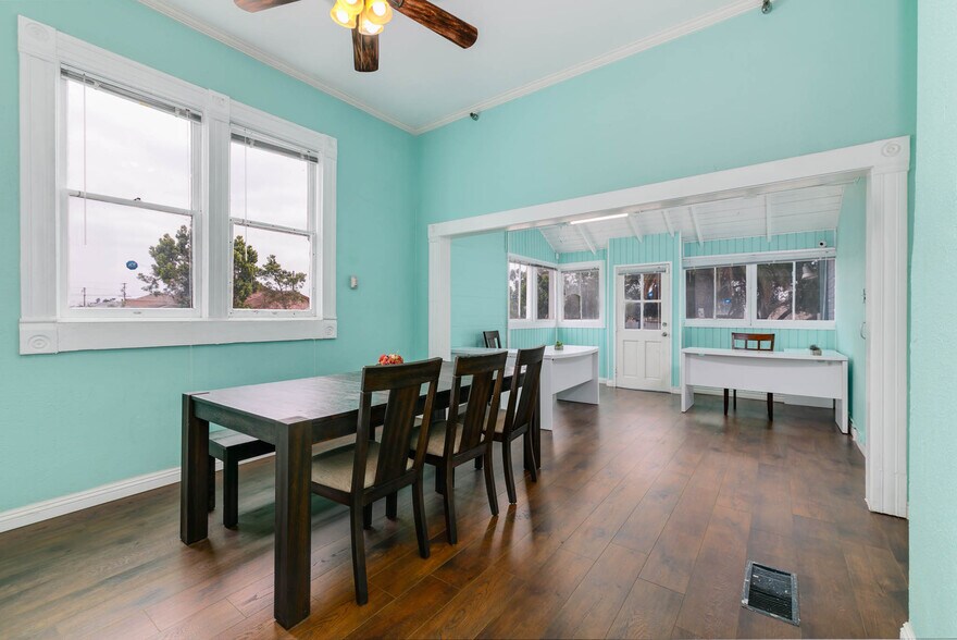 More Photos Of 961 W Holt Blvd, Ontario Medical For Sale