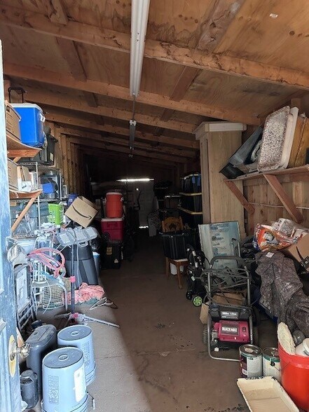 More Photos Of 761 Wesley Ave, Tarpon Springs Manufacturing For Sale