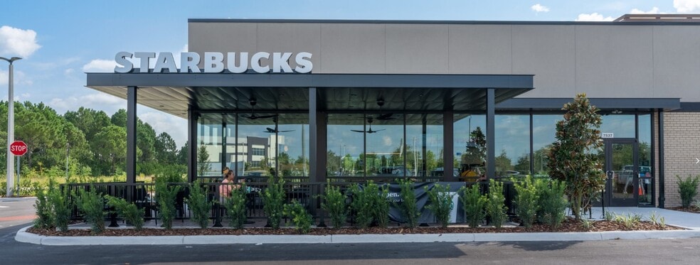 More Photos Of 2046 Florida 19, Tavares Fast Food For Sale