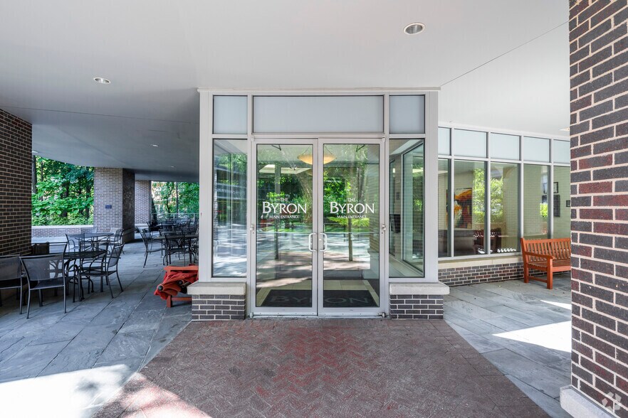 More Photos Of 513 W Broad St, Falls Church Apartments For Sale