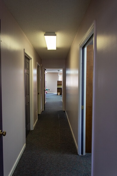 More Photos Of 1304 14th Ave SE, Decatur Medical For Sale