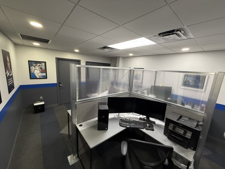 More Photos Of 3640 N Highway 1, Cocoa Showroom For Sale