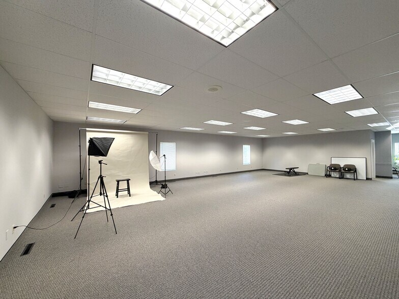 More Photos Of 7658 Design Dr, Baxter Office For Lease