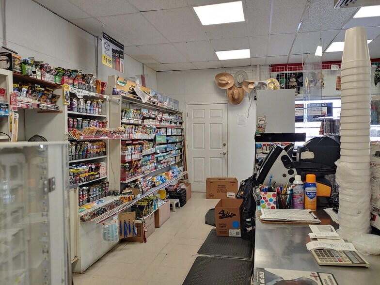 More Photos Of 1408 E Rancier Ave, Killeen Convenience Store For Sale
