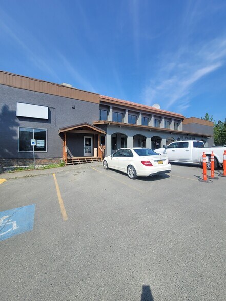 More Photos Of 12300 Old Glenn Hwy, Eagle River Restaurant For Lease