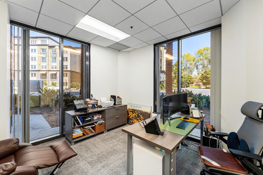 More Photos Of 18881 Von Karman Ave, Irvine Office For Lease