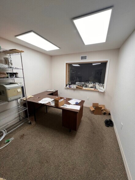 More Photos Of 360 Old Sanford Oviedo Rd, Winter Springs Manufacturing For Lease