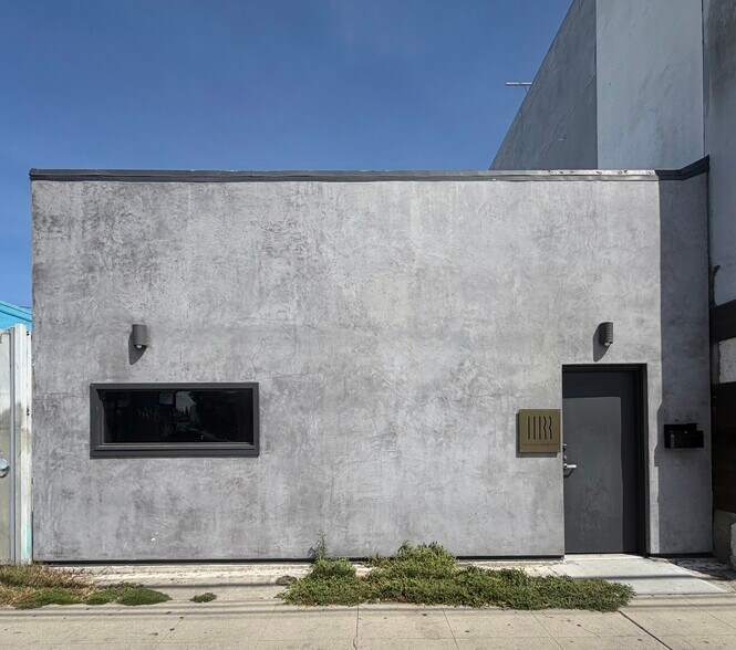 Primary Photo Of 720 Lincoln Blvd, Venice Office For Lease