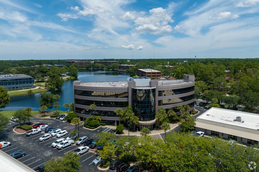 More Photos Of 7915 Baymeadows Way, Jacksonville Office For Lease