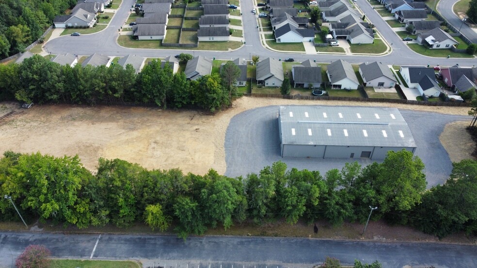 More Photos Of 6115 18th Ave, Tuscaloosa Warehouse For Lease