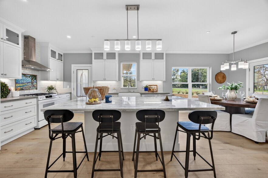 More Photos Of 25265 Carlsbad Ave, Davis Apartments For Sale