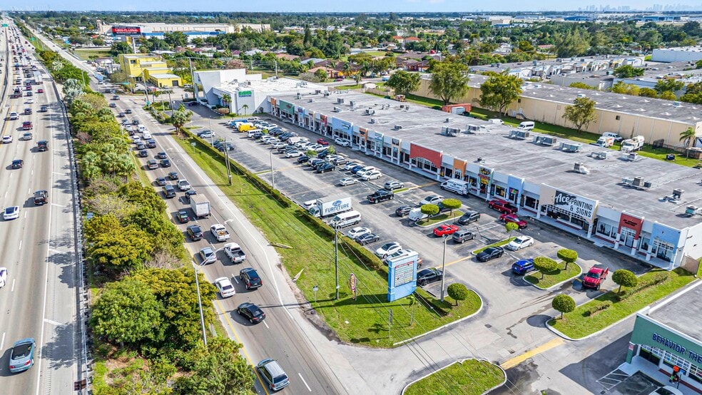 More Photos Of 4720-4796 NW 167th St, Miami Gardens Storefront Retail Office For Lease