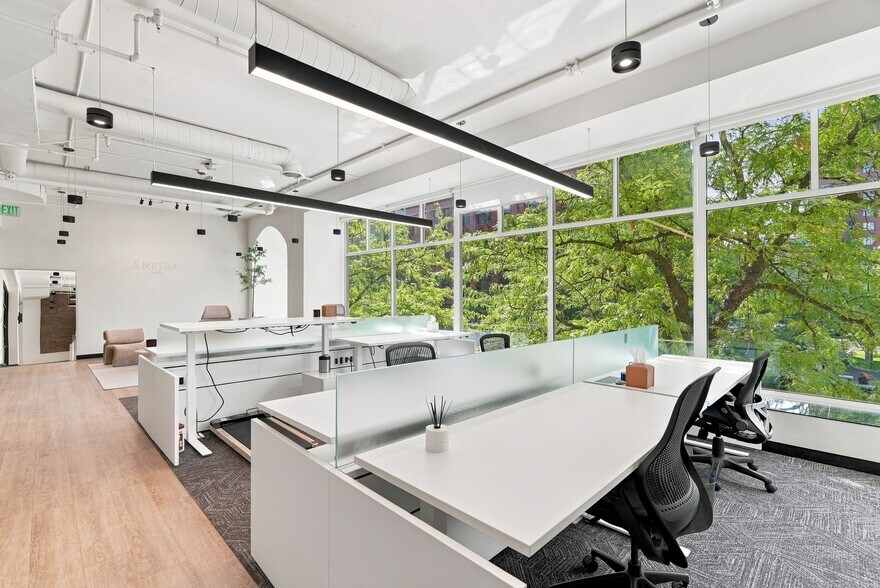More Photos Of 510 W Riverside Ave, Spokane Office For Lease