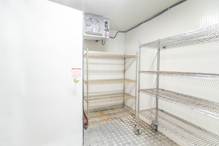 More Photos Of 789 E Morgan St, Martinsville Restaurant For Sale