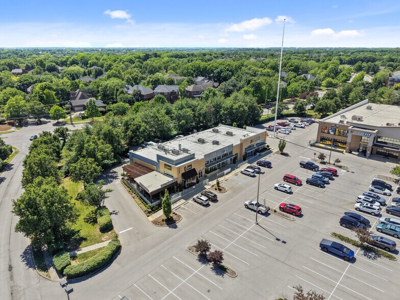 More Photos Of 3199 Beaumont Centre Cir, Lexington Land For Lease