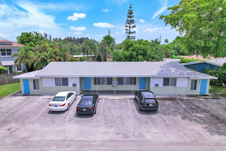 More Photos Of 1100 NE 18th Ct, Fort Lauderdale Apartments For Sale