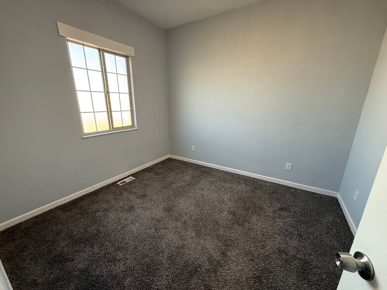 More Photos Of 1594-1598 W Alameda Ave, Denver Storefront Retail Residential For Sale