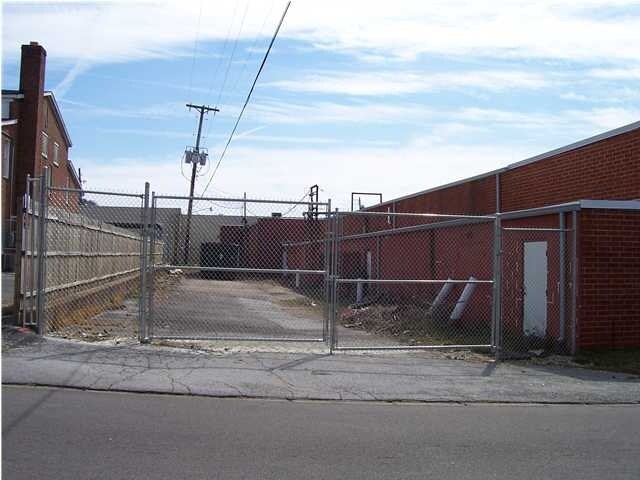 More Photos Of 2818 E 48th St, Chattanooga Freestanding For Lease